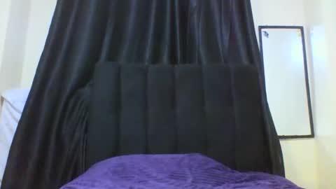 Babylisah online show from May 6, 1:47 am