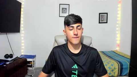 babymaik online show from October 17, 5:32 am