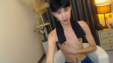 Snapshot of babymasterbater chatting on October 15, 5:13 pm call me james online show from October 15, 5:13 pm