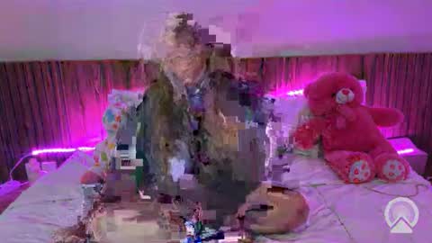 My name is Amelia but for you Melie online show from December 20, 9:38 am