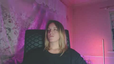 Snapshot of babymuro4ka chatting on October 2, 5:42 pm Sonya online show from October 2, 5:42 pm