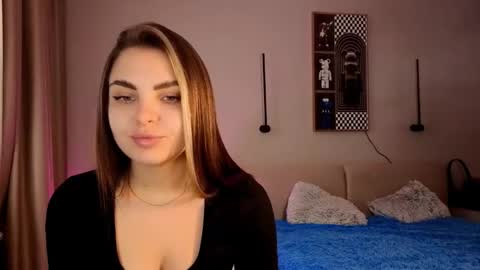 Snapshot of babyy_doll chatting on November 20, 8:03 am JOIN FAN CLUB TO GET MY CONTENT FOR FREE online show from November 20, 8:03 am