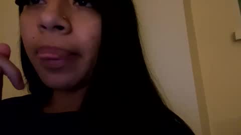 Snapshot of babyynaughty chatting on January 9, 2:14 am babyynaughty online show from January 9, 2:14 am