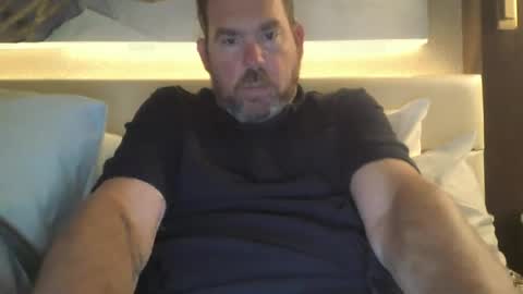 backofyourholes online show from June 18, 8:14 am