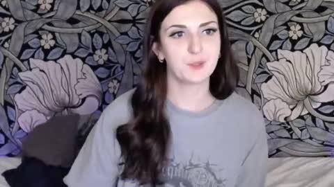 Ava online show from October 3, 1:57 am