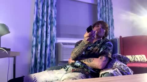 backwoodboiii910 online show from December 23, 6:22 am