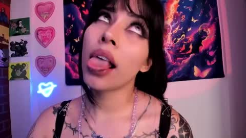 Snapshot of bad_cherry chatting on February 8, 8:10 pm Bratty Lanita - independent online show from February 8, 8:10 pm