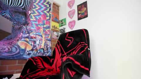 Snapshot of bad_cherry chatting on March 28, 10:09 pm Bratty Lanita - independent online show from March 28, 10:09 pm