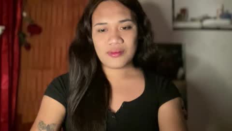 AMARA - FOLLOW ME AND THUMBS UP online show from February 26, 5:56 pm