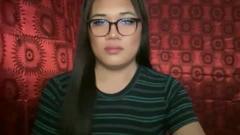 AMARA - FOLLOW ME AND THUMBS UP online show from May 17, 1:25 am