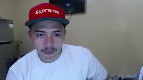 Snapshot of badboy_hanns chatting on January 22, 5:37 am HANNS online show from January 22, 5:37 am