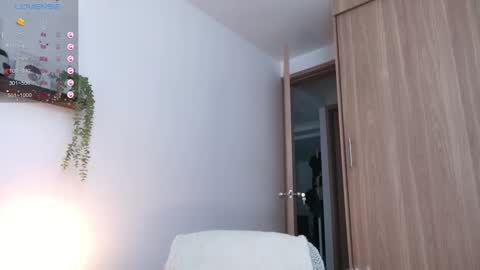 jhojan online show from October 2, 9:55 pm