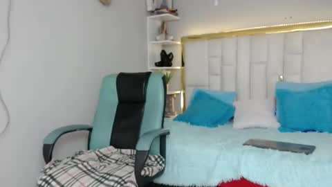 JUAN online show from May 11, 2:45 pm