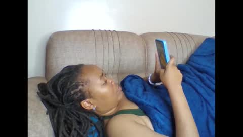 baddie_bunnie online show from May 3, 12:27 am