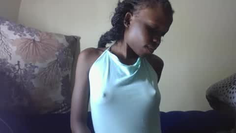 baddie_floxxy online show from May 2, 7:30 pm