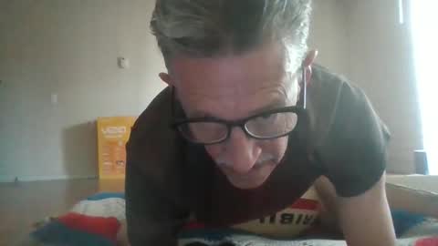 Snapshot of badgersfan chatting on May 26, 12:17 am badgersfan online show from May 26, 12:17 am