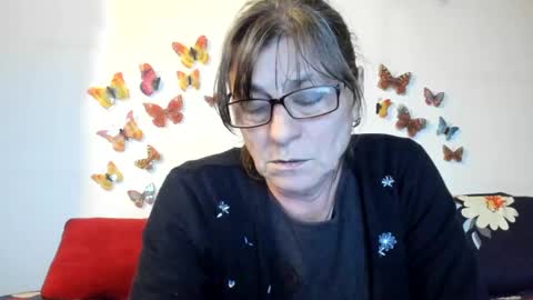 Snapshot of badgg chatting on January 5, 3:13 pm Gina online show from January 5, 3:13 pm