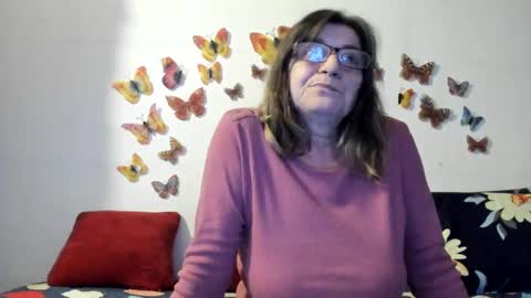 Snapshot of badgg chatting on January 11, 2:58 pm Gina online show from January 11, 2:58 pm