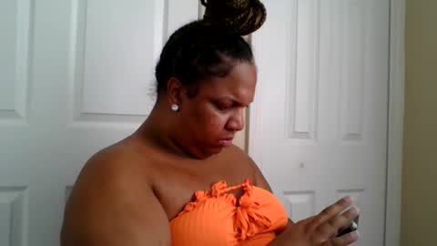 Badgirlbritt your favorite girl  online show from December 13, 7:53 pm
