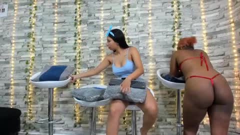 Snapshot of badgirls_000 chatting on March 8, 11:16 am candy and dayan online show from March 8, 11:16 am