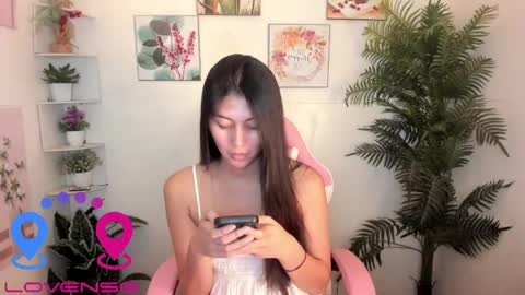 Joshaine online show from May 2, 6:13 pm