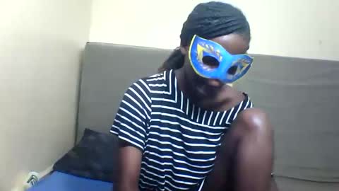 bads_girles online show from January 18, 5:06 pm