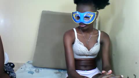 bads_hornies online show from November 16, 8:58 pm