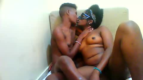 Snapshot of bads_hornies chatting on February 28, 6:14 am bads_hornies online show from February 28, 6:14 am