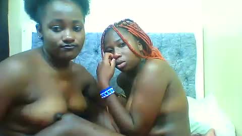 bads_hornies online show from May 18, 7:58 am