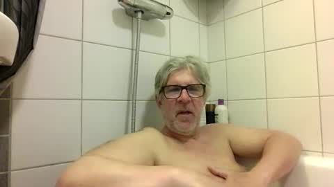 baggelina75 online show from April 23, 8:00 pm