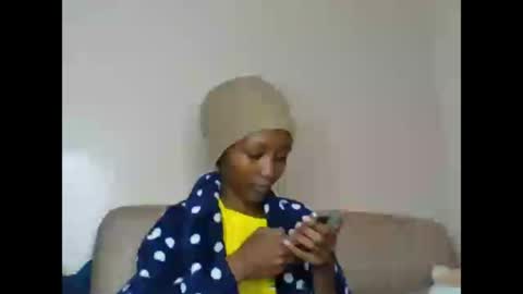 Snapshot of bambi_bunnie chatting on July 5, 4:47 pm Bambi online show from July 5, 4:47 pm