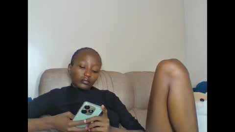 Snapshot of bambi_bunnie chatting on July 25, 3:42 pm Bambi online show from July 25, 3:42 pm