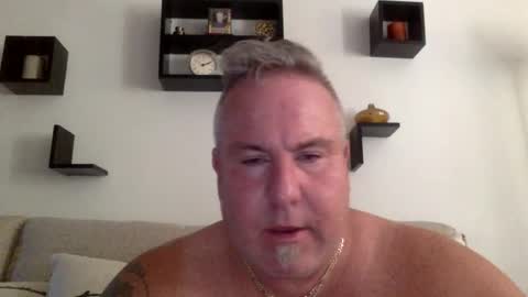 banana5289 online show from July 2, 7:09 pm