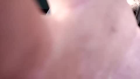 Snapshot of bananek98 chatting on February 15, 3:31 pm bananek online show from February 15, 3:31 pm