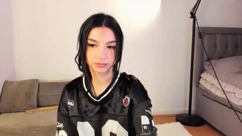 Snapshot of bandita_ chatting on April 10, 10:36 pm Bandita online show from April 10, 10:36 pm