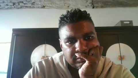 Snapshot of bandusrilanka200 chatting on September 15, 1:33 pm bandusrilanka200 online show from September 15, 1:33 pm