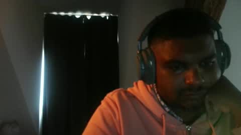 Snapshot of bandusrilanka200 chatting on October 19, 10:49 am bandusrilanka200 online show from October 19, 10:49 am