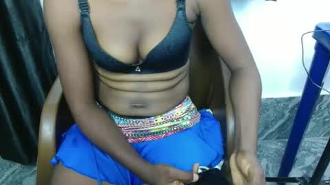 Snapshot of banging_body chatting on May 19, 6:58 pm banging_body online show from May 19, 6:58 pm