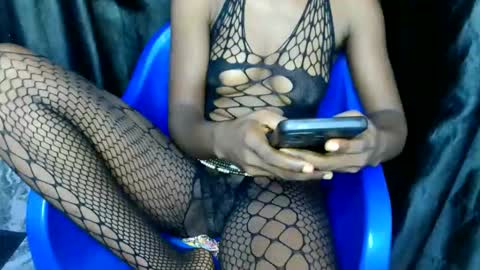Snapshot of banging_body chatting on May 21, 9:00 pm banging_body online show from May 21, 9:00 pm
