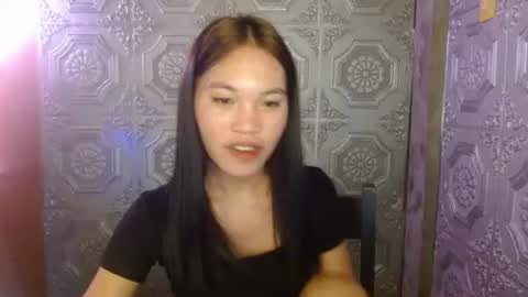 Snapshot of baninay810654 chatting on October 22, 9:47 pm baninay810654 online show from October 22, 9:47 pm