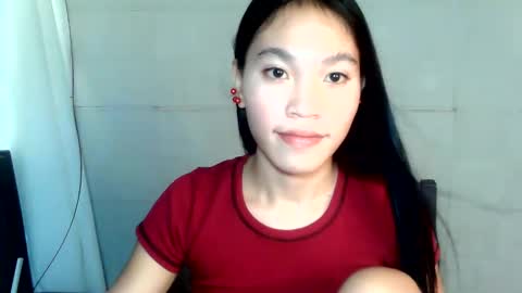 baninay810654 online show from May 16, 2:19 am