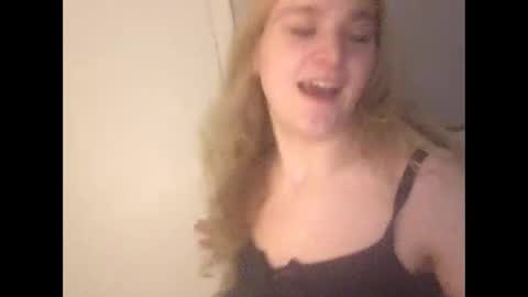 bansam1738 online show from May 16, 1:02 am