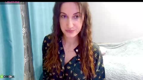 Emma online show from January 13, 2:22 pm