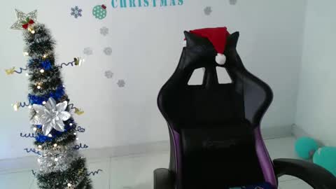 Snapshot of barbara1311 chatting on December 2, 7:05 pm barbara1311 online show from December 2, 7:05 pm