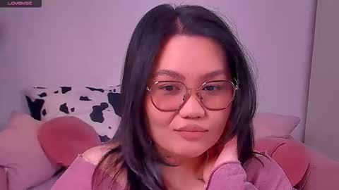 Snapshot of barbara_bb chatting on December 21, 9:27 am Barbie Kim online show from December 21, 9:27 am