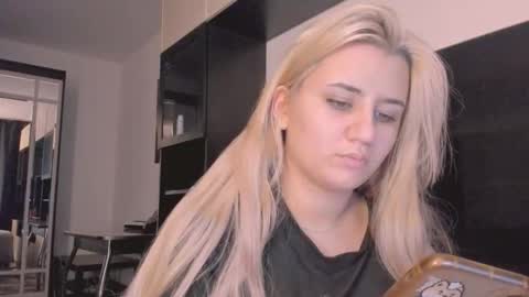 barbarasiren online show from November 4, 3:55 pm