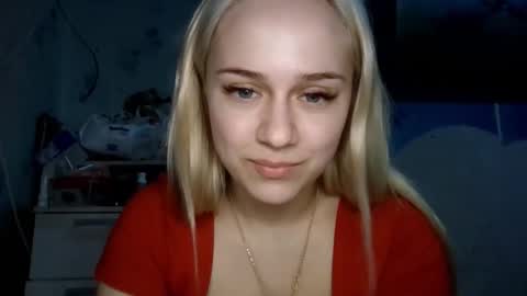 barbie___girl online show from March 9, 4:11 pm