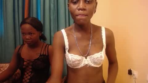 Snapshot of barbie_charm chatting on October 19, 1:56 pm Barbie  online show from October 19, 1:56 pm