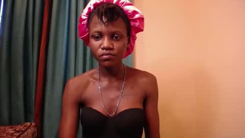 Snapshot of barbie_charm chatting on October 27, 4:38 am Barbie  online show from October 27, 4:38 am