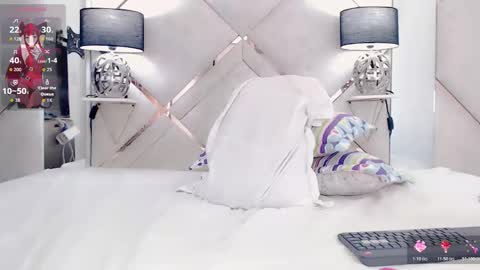 Snapshot of barbie_godut chatting on February 8, 11:57 am barbie_godut online show from February 8, 11:57 am